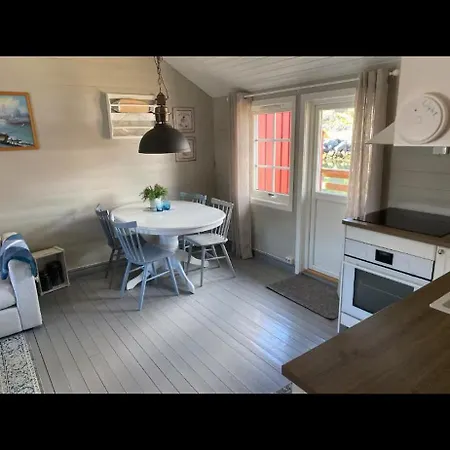 Stinebua Appartement Vestvagoy